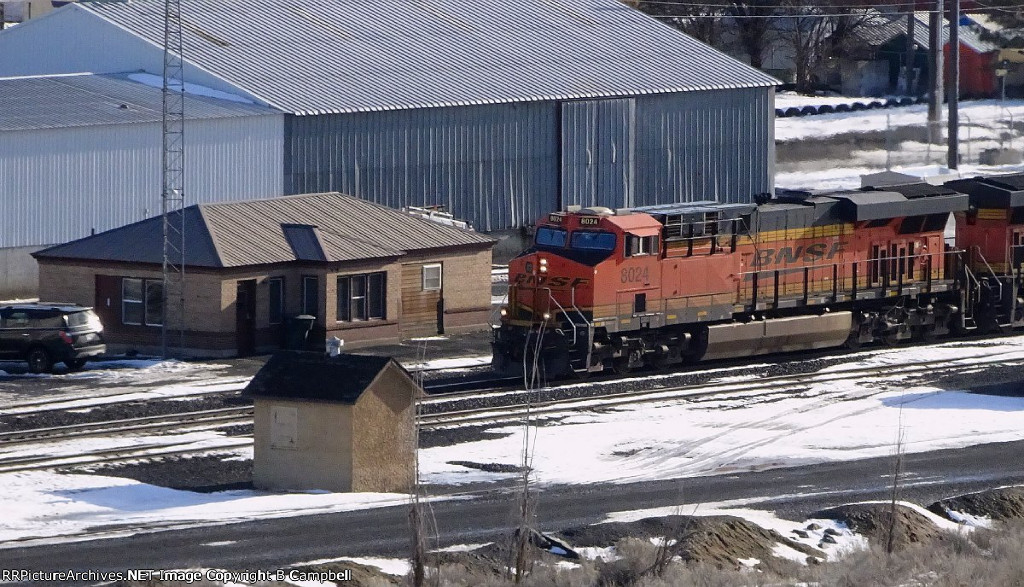 BNSF 8024